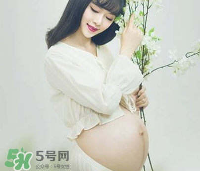 孕婦胸部長妊娠紋嗎？胸部長妊娠紋了怎么辦？