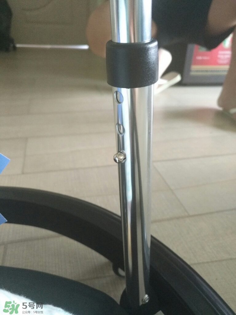 學(xué)步車哪個(gè)牌子的好？寶寶幾個(gè)月可以坐學(xué)步車？
