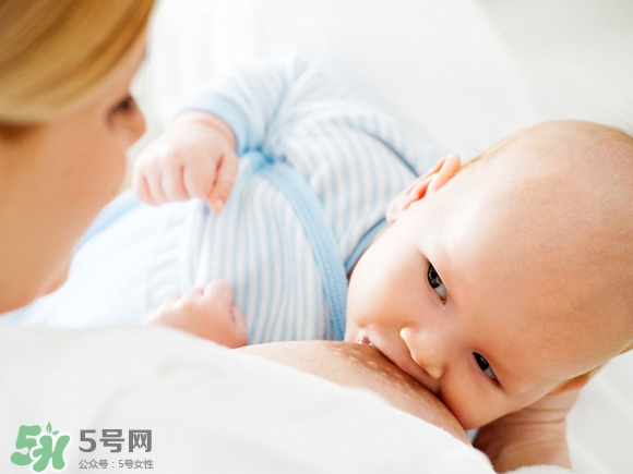 寶寶經(jīng)常換奶粉好嗎？經(jīng)常換奶粉對(duì)寶寶有什么影響？