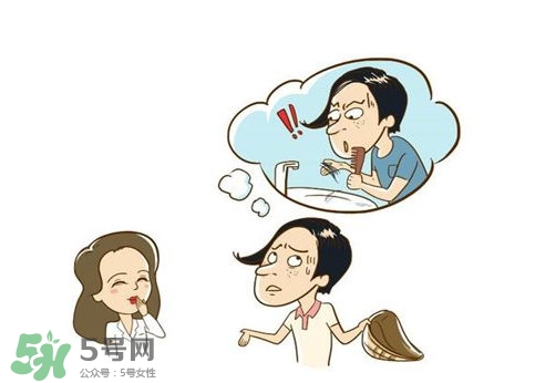 掉頭發(fā)與腎虛有關(guān)系嗎？掉頭發(fā)與熬夜有關(guān)系嗎
