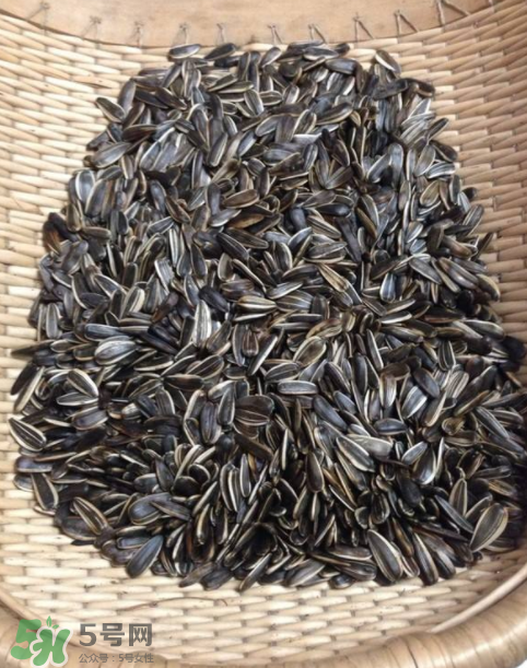 葵花籽是果實(shí)還是種子？葵花籽是堅(jiān)果嗎？