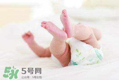 新生兒尿不濕怎么選？新生兒尿不濕什么牌子好？