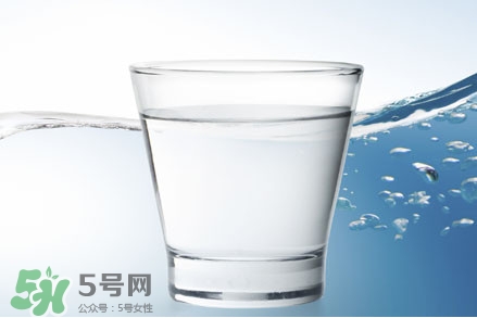 飲用水含微塑料有什么危害？飲用水中的微塑料怎么來的