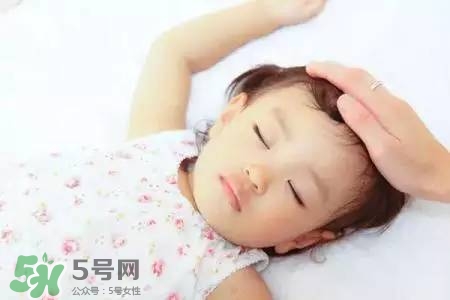 寶寶午睡多長時(shí)間才好？寶寶午睡的最佳時(shí)間