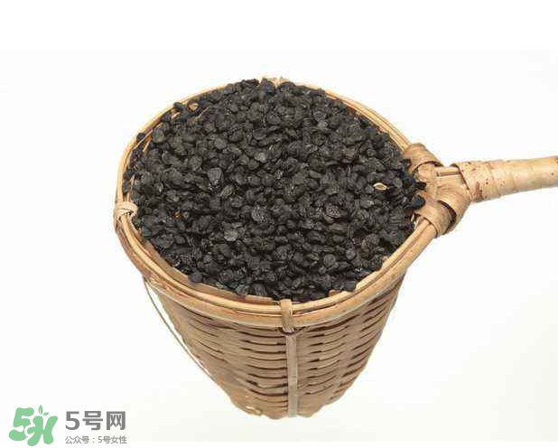 韭菜籽可以泡酒嗎？韭菜籽可以腌著吃嗎？