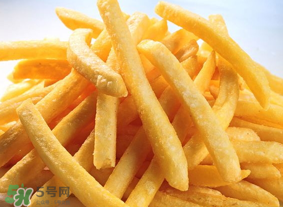 薯條可以用微波爐加熱嗎？薯條怎么加熱？