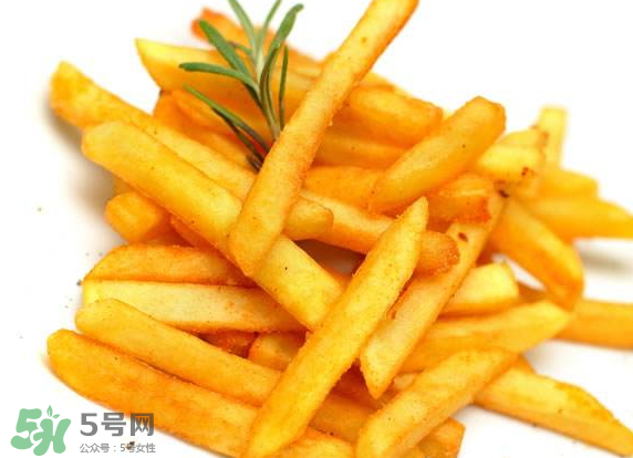 薯條可以用微波爐加熱嗎？薯條怎么加熱？