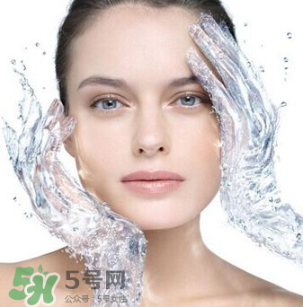 化妝水你選對(duì)了嗎？8款熱門明星化妝水測(cè)評(píng)