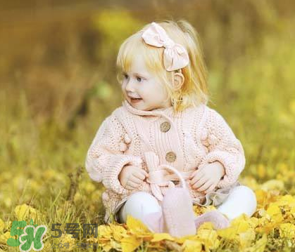 秋季寶寶怎么穿衣服？秋季寶寶穿什么？
