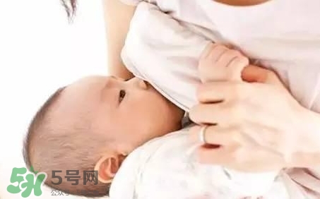 要上班了寶寶吃母乳怎么辦？要上班了寶寶不吃奶瓶怎么辦？