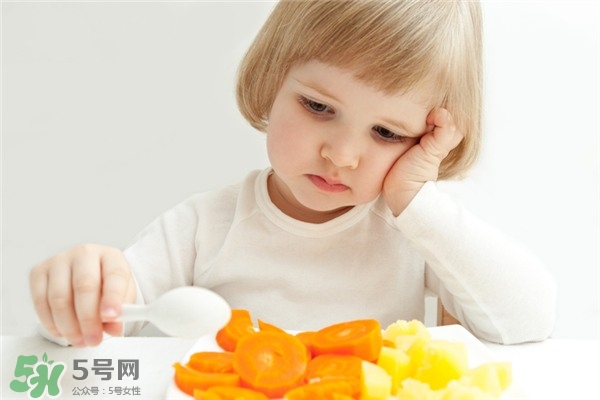 寶寶午睡多長時(shí)間才好？寶寶午睡的最佳時(shí)間