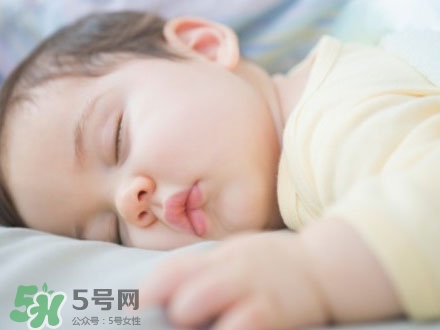 寶寶張嘴睡覺怎么回事？寶寶張嘴睡覺怎么糾正？