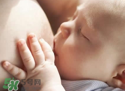 母乳能做什么？母乳可以放冰箱保鮮多久？