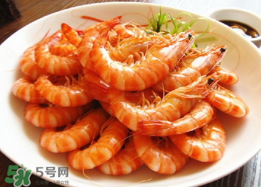 海蝦怎么做簡單又好吃？海蝦怎么去掉蝦線？