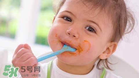 寶寶不吃輔食怎么辦？5個小妙招讓寶寶乖乖吃輔食