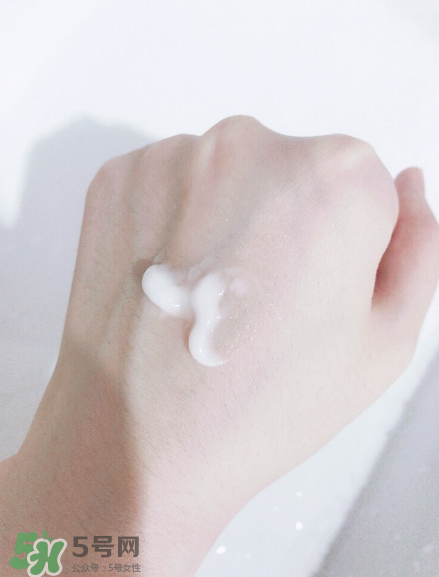 Aveeno護(hù)手霜怎么樣？Aveeno護(hù)手霜測(cè)評(píng)