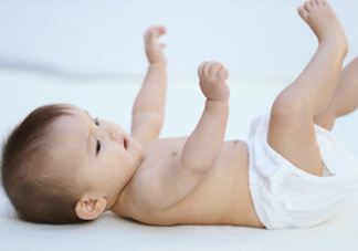 生孩子臍帶怎么剪？臍帶晚剪有什么影響？