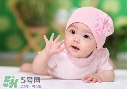 寶寶發(fā)燒出汗后可以洗澡嗎？寶寶發(fā)燒出汗好嗎？
