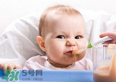 新生兒痤瘡多久會(huì)好？新生兒痤瘡能用百多邦嗎？