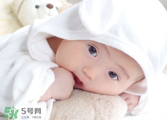 臍疝是什么？臍疝對(duì)寶寶有什么影響？