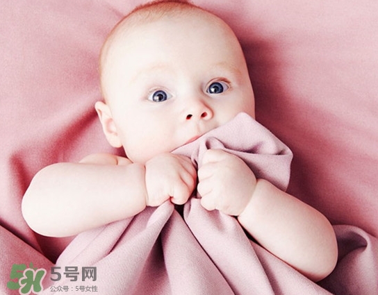 寶寶說話早晚和智力有關(guān)系嗎？寶寶說話晚怎么辦？