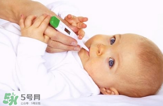 寶寶發(fā)燒睡著了還要物理降溫嗎-怎么降溫？