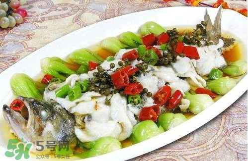 鰱魚(yú)可以清蒸嗎？清蒸鰱魚(yú)怎么做好吃？
