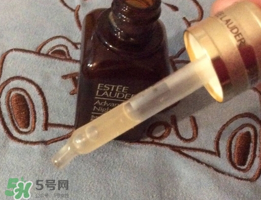 雅詩(shī)蘭黛小棕瓶精華怎么用_使用方法