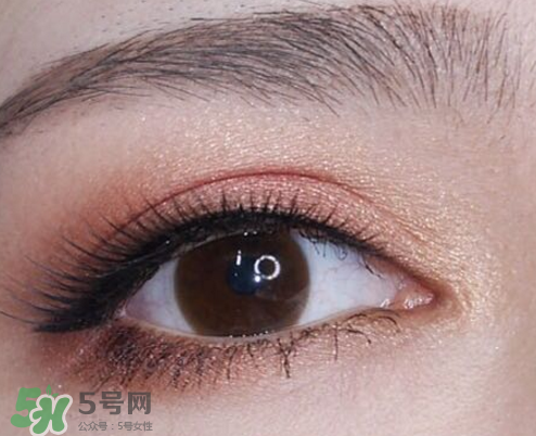 美寶蓮眼影盤多少錢？美寶蓮眼影盤專柜價格