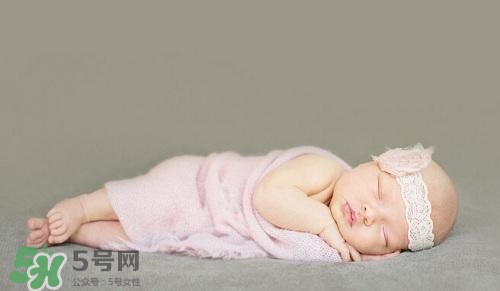 勒博耶分娩法的具體步驟是什么？勒博耶分娩法有哪些優(yōu)點(diǎn)？