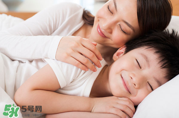 褪黑素是維生素b6嗎？褪黑素成分解析