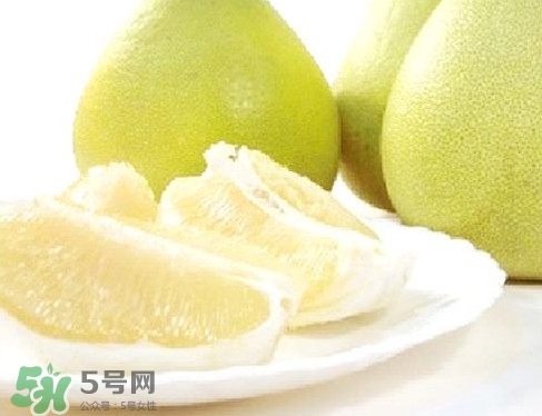 蜜柚是哪個(gè)季節(jié)的水果？蜜柚和沙田柚的區(qū)別是什么？