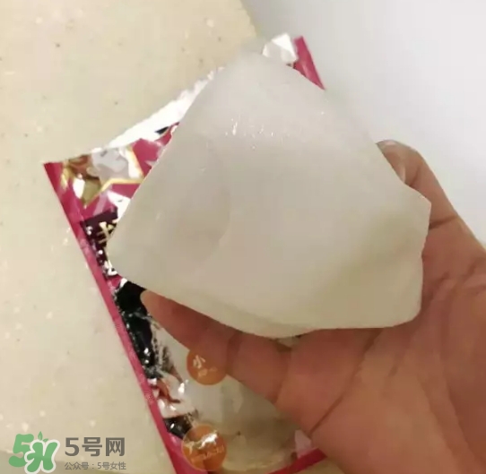 肌美精3D面膜真假怎么辨別？肌美精3D面膜真假對比圖