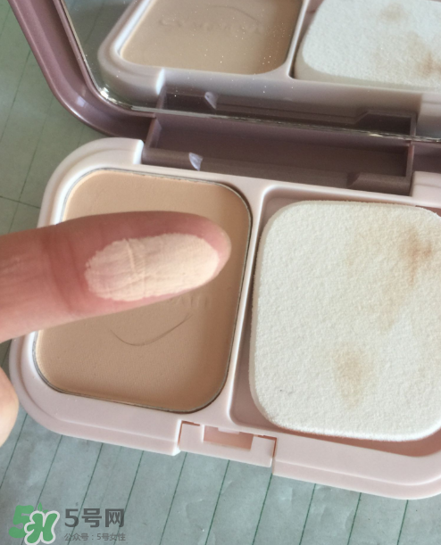 卡姿蘭粉餅好用嗎？卡姿蘭粉餅怎么樣？