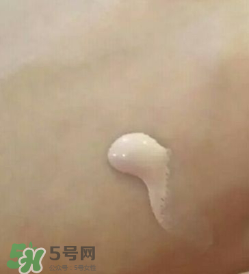 泊泉雅bb霜怎么樣？泊泉雅bb霜多少錢一瓶？