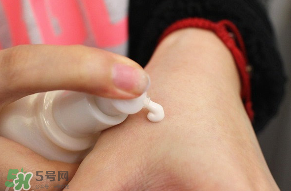 雪花秀妝前乳好用嗎？雪花秀妝前乳要卸妝嗎？