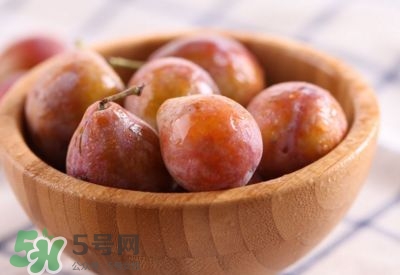 西梅寶寶能吃嗎？西梅寶寶多大可以吃？