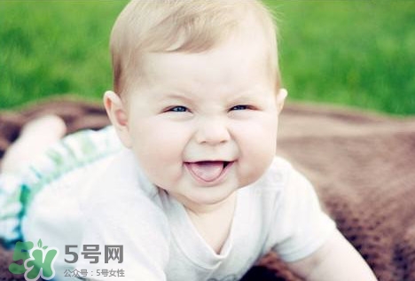 膽道閉鎖是先天性的嗎？先天膽道閉鎖有什么癥狀