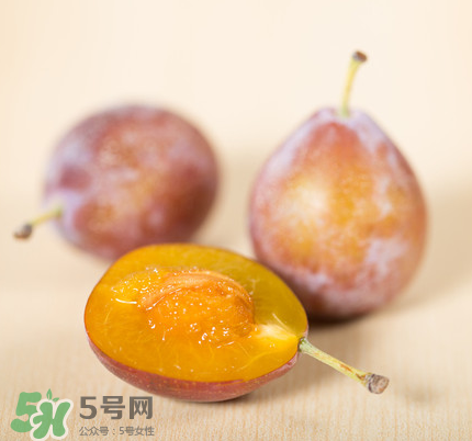 西梅吃多了上火嗎？西梅吃多了會(huì)拉肚子嗎？