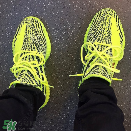 yeezy boost 350 v2 frozen yellow黃斑馬實物上腳效果怎么樣？