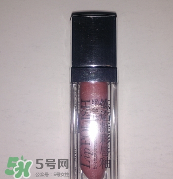美寶蓮唇釉m500豆沙色適合黃皮嗎？