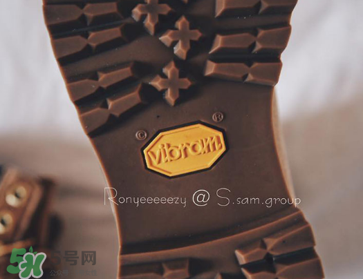 off white與timberland聯(lián)名6英寸大黃靴實(shí)物什么樣？