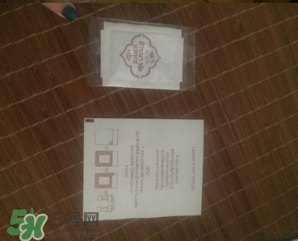 蘭納足貼真假怎么鑒別？蘭納足貼真假對(duì)比