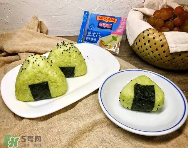 牛油果沙拉怎么做？牛油果沙拉用什么醬？