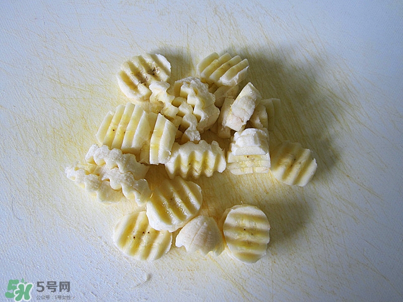 牛油果沙拉怎么做？牛油果沙拉用什么醬？