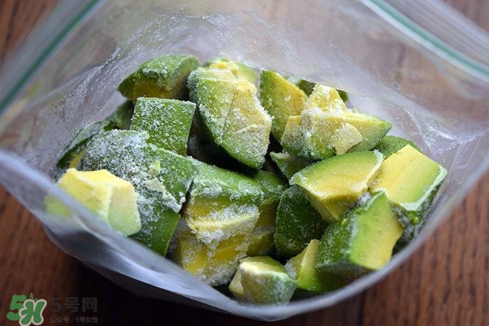 牛油果隔夜了還能吃嗎？牛油果可以冷凍保存嗎？
