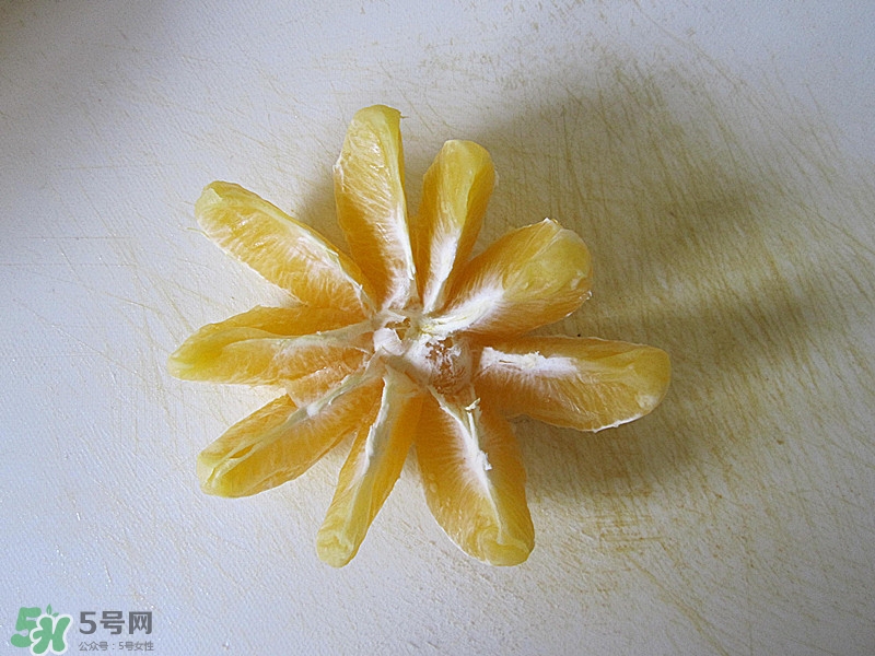牛油果沙拉怎么做？牛油果沙拉用什么醬？