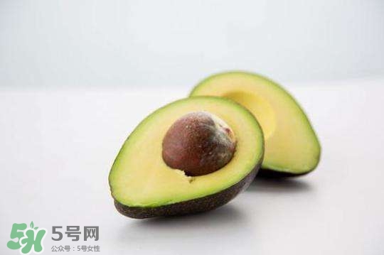 牛油果油寶寶可以吃嗎？牛油果油和核桃油哪個(gè)好？