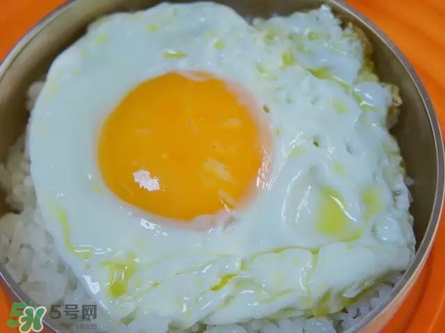 牛油果沙拉怎么做？牛油果沙拉用什么醬？
