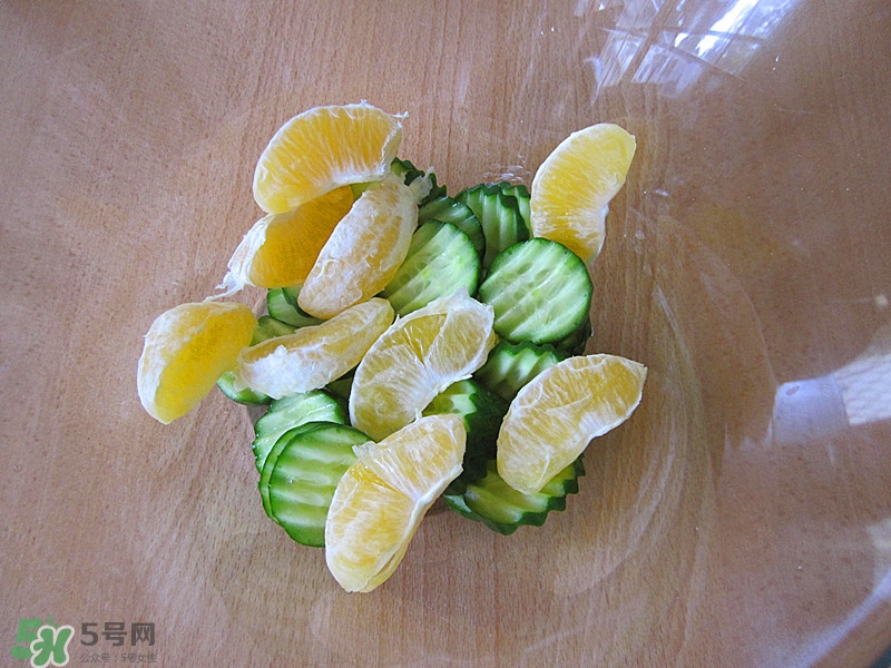 牛油果沙拉怎么做？牛油果沙拉用什么醬？
